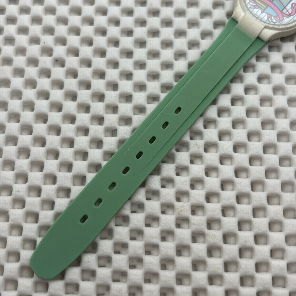 Coca Cola Swatch Watch - Picture 4 of 9